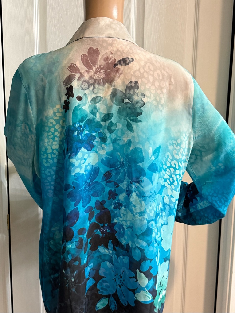 Soft Surroundings Womens Tunic Top Blouse L Blue Silk Jolene Watercolor - Picture 12 of 16